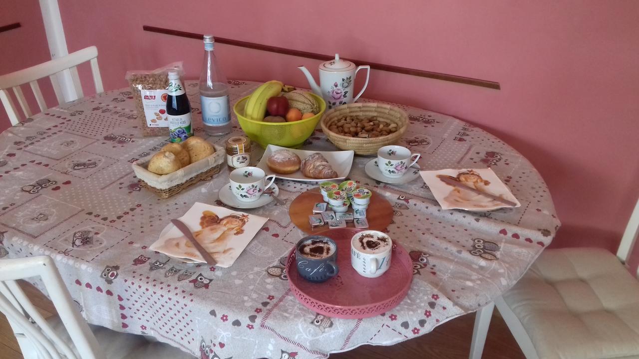 Bed and Breakfast Da Rosemarie Levico Terme Exterior foto